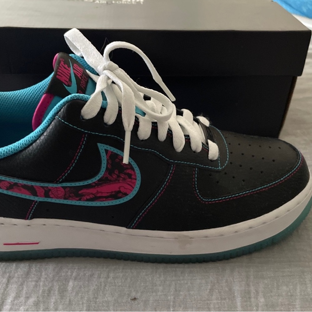Air force 1 - Picture 2 of 3